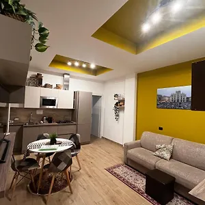 Nel Quartiere Bayres Completamente Rinnovata Milano